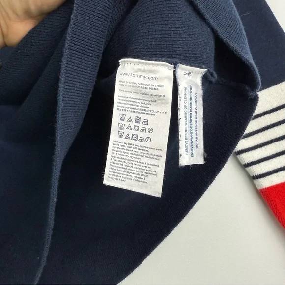 Tommy Hilfiger Women’s Sweater – Size Large - Picture 5 of 8